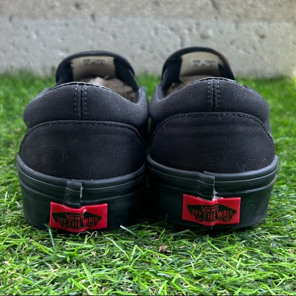 Black Vans slip-ons with bleach stains - Picture 5 of 7
